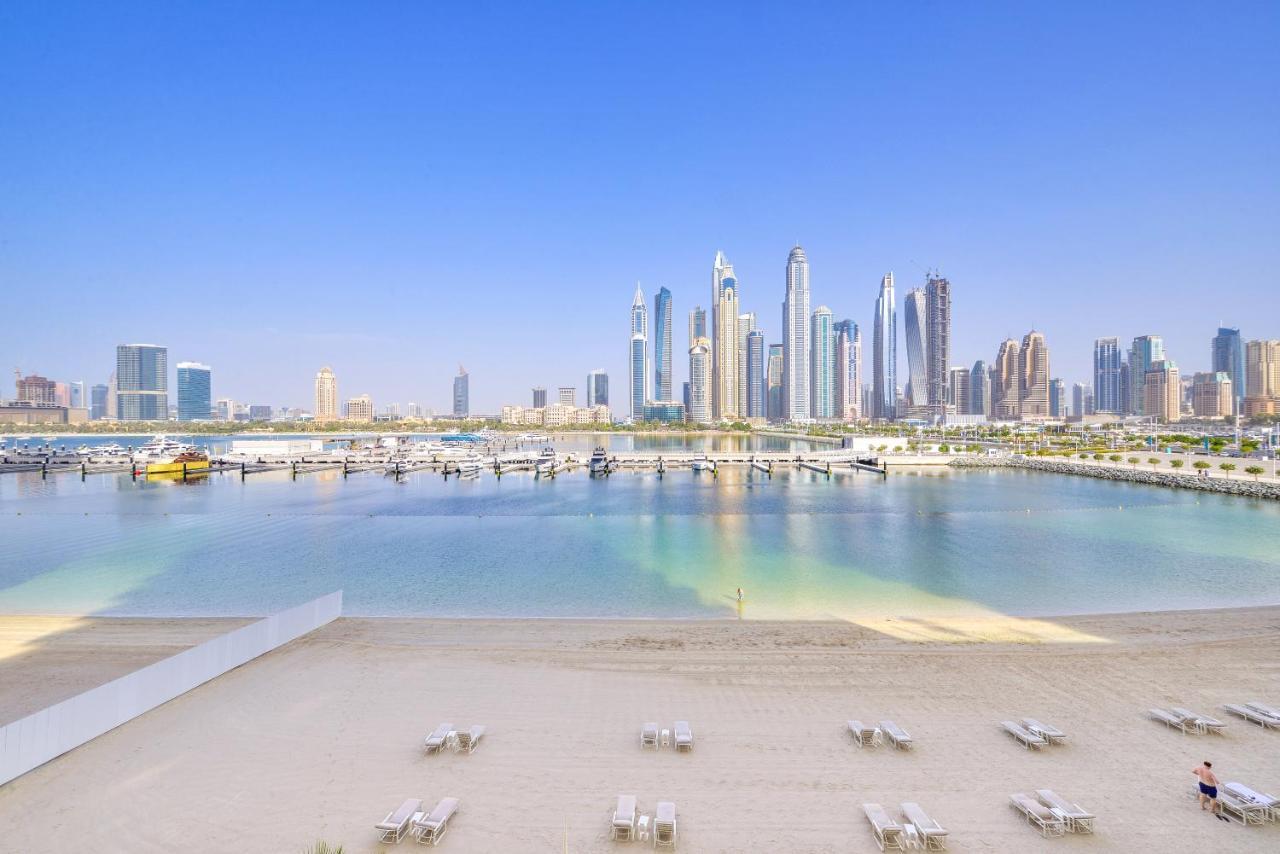 Ultra Luxury Emaar Beachfront - Private Beach And Pool ドバイ エクステリア 写真