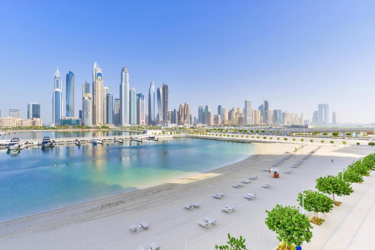 Ultra Luxury Emaar Beachfront - Private Beach And Pool ドバイ エクステリア 写真