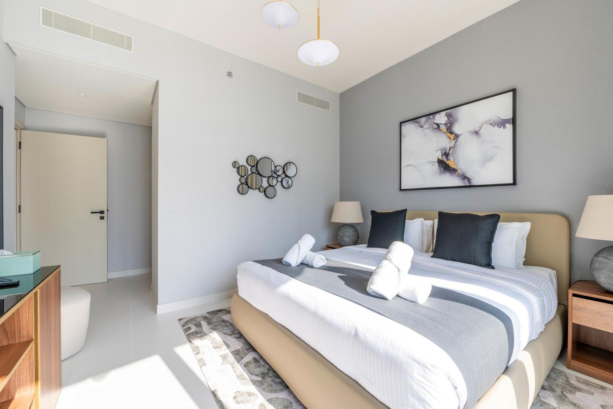 Ultra Luxury Emaar Beachfront - Private Beach And Pool ドバイ エクステリア 写真
